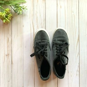 Vans classic lace-up